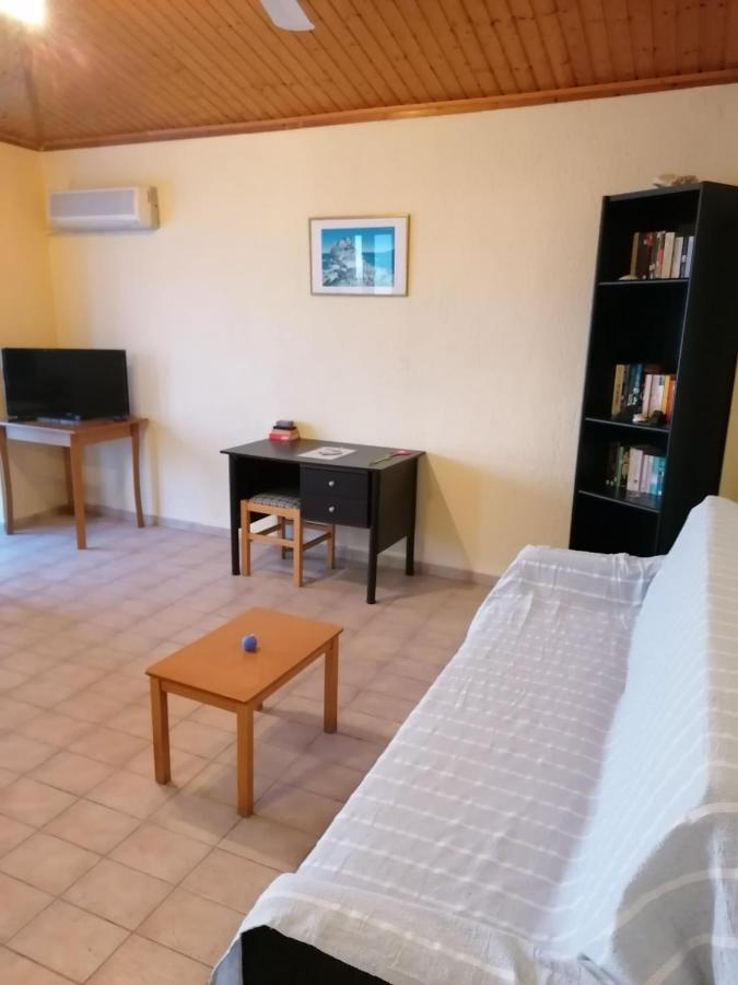 Villa Evmenia Panoramic View & Sea Front Apartments Skopelos Eksteriør billede